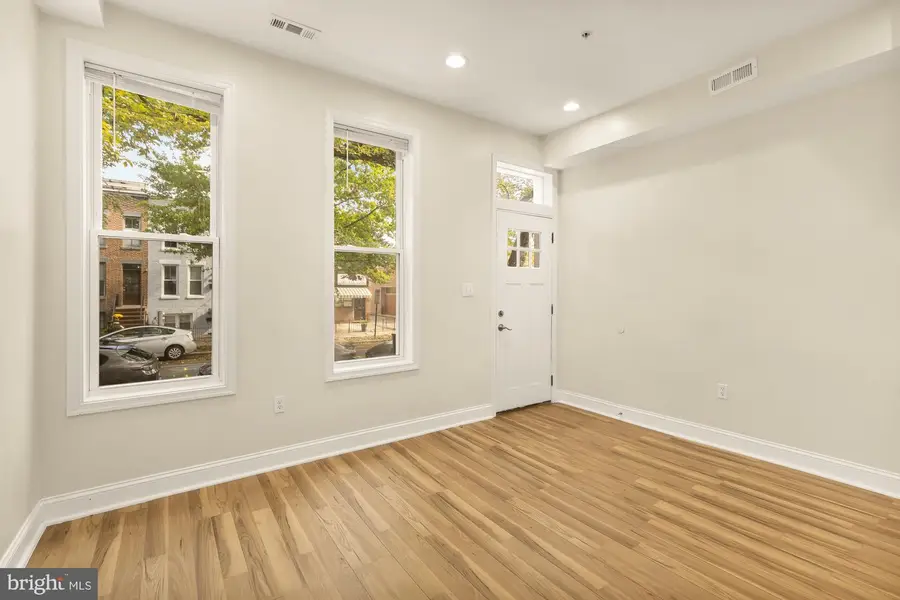 113 15th St Se, Washington, DC 20003 - #2