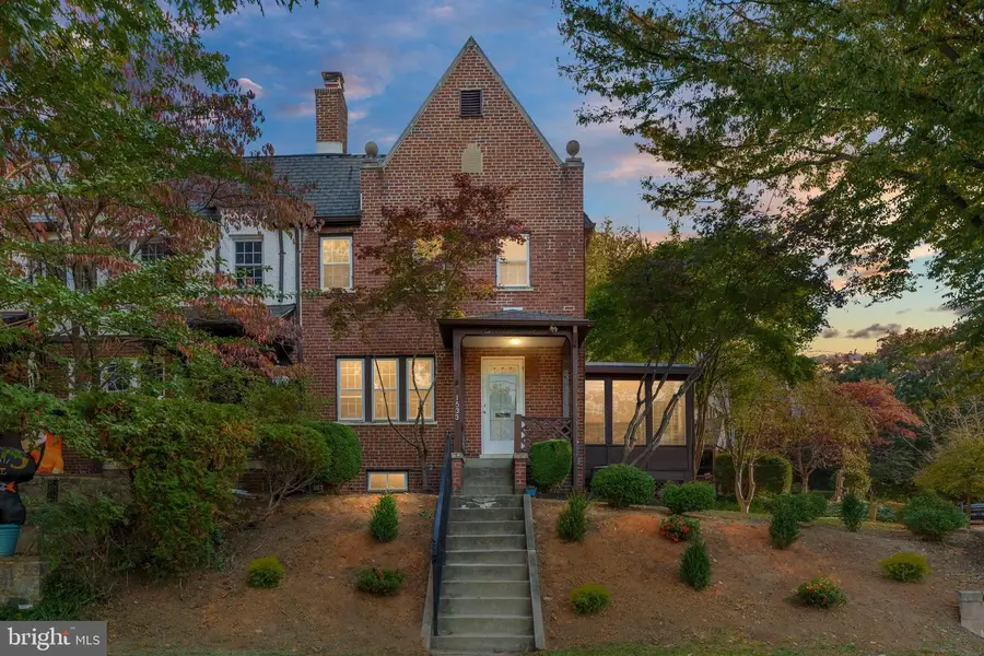 1533 Foxhall Rd Nw, Washington, DC 20007 - #2