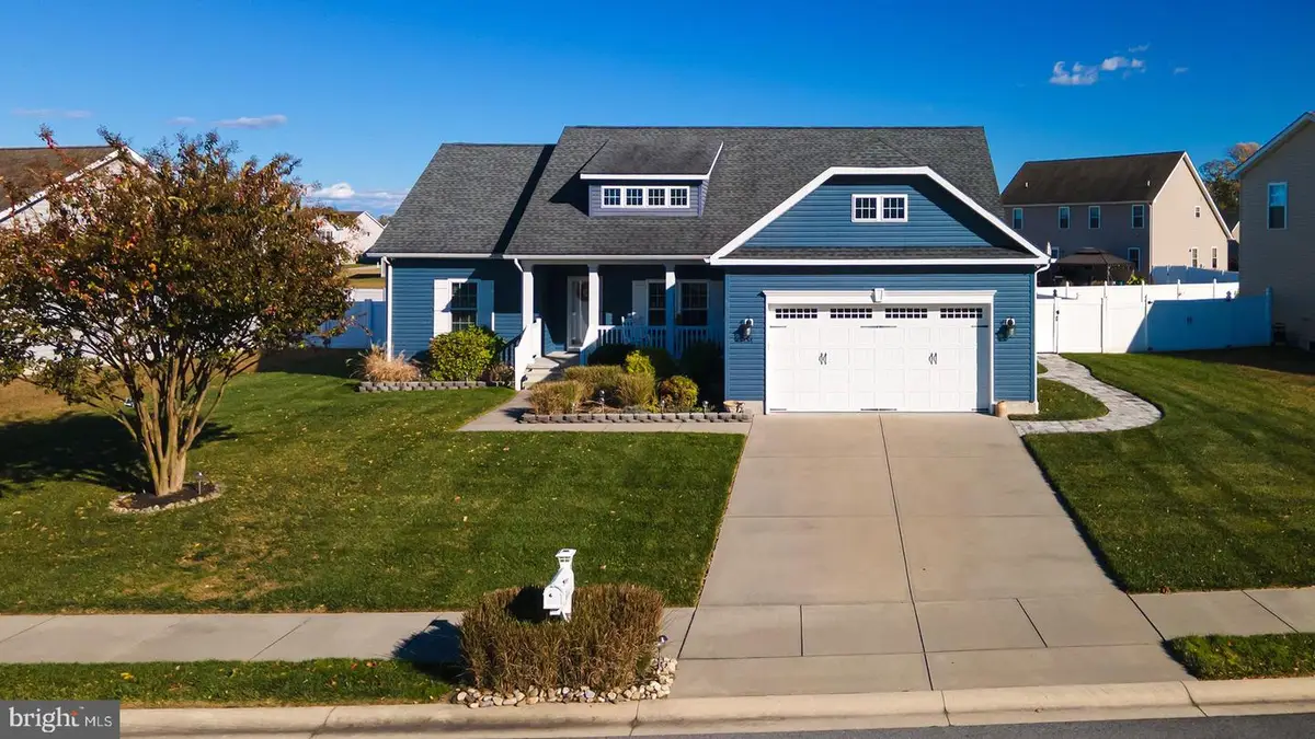154 Hightide Dr, Frederica, DE 19946 - Image #1