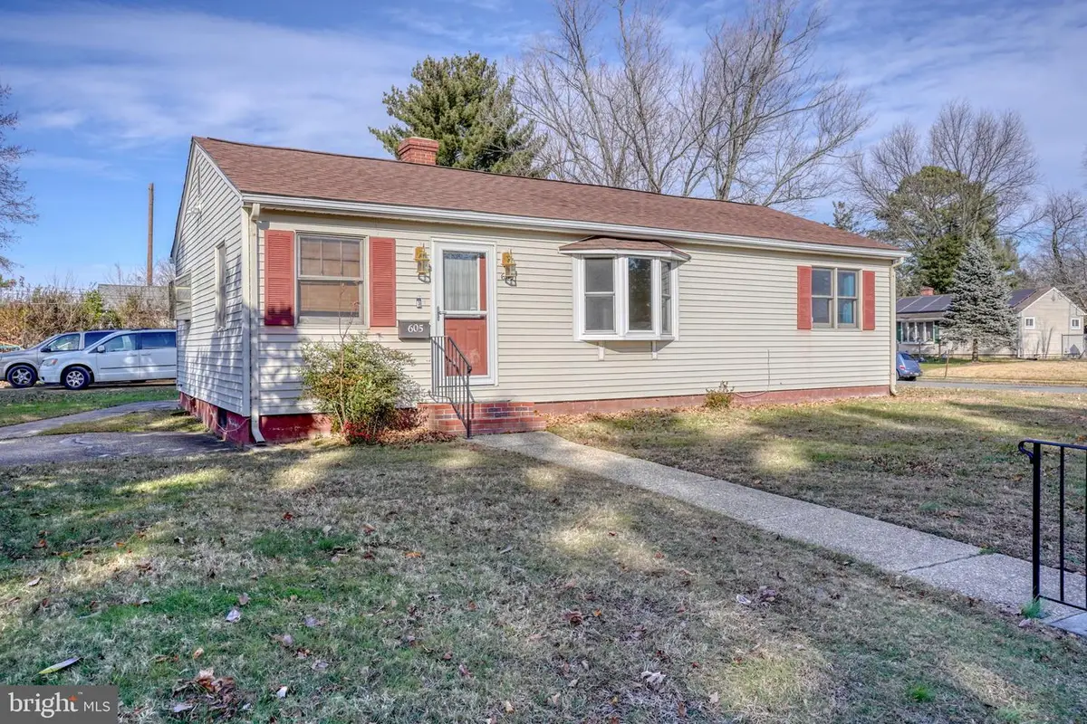605 Columbia Ave, Dover, DE 19904 - Image #1