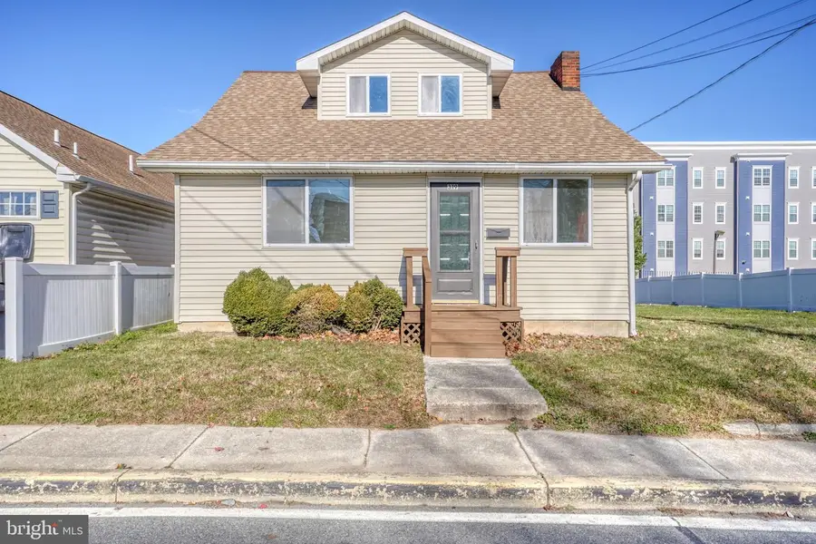 319 W Water St, Dover, DE 19904 - Image #2