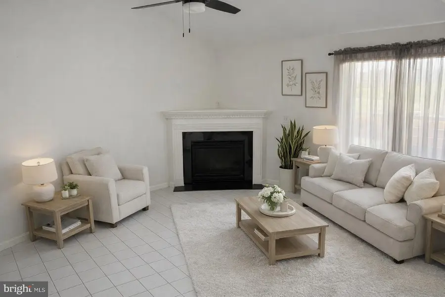 11 S Turnberry Dr, Dover, DE 19904 - Image #2