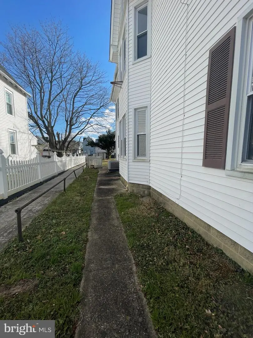 404 West St, Clayton, DE 19938 - #3