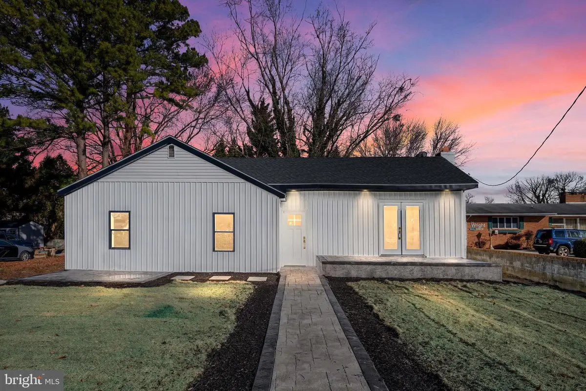 39 Center St, Camden, DE 19934 - #1