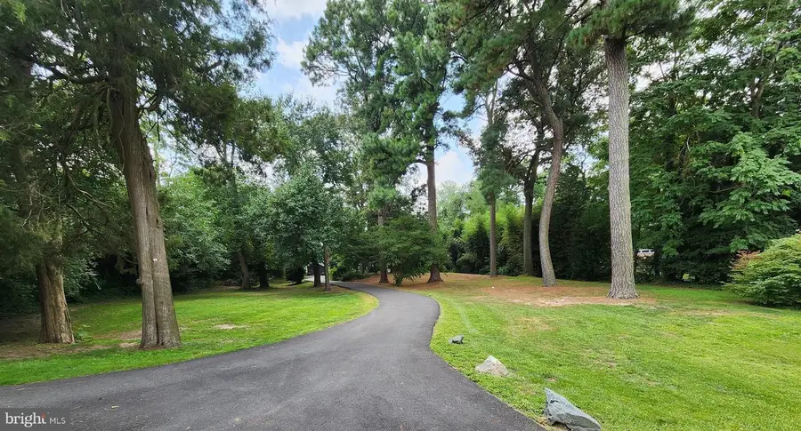 700 N Shore Dr, Milford, DE 19963 - #2