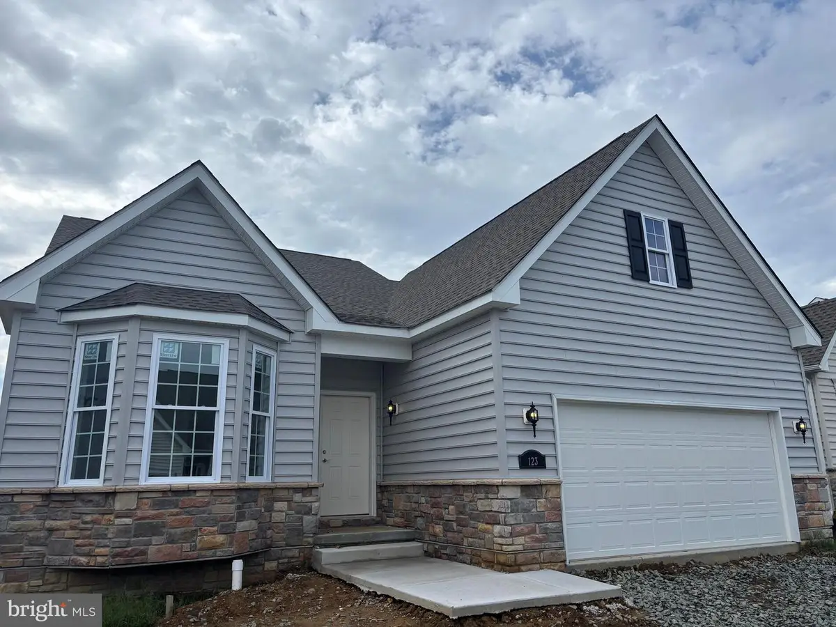 123 Hengst Farm Ln, Smyrna, DE 19977 - Image #1