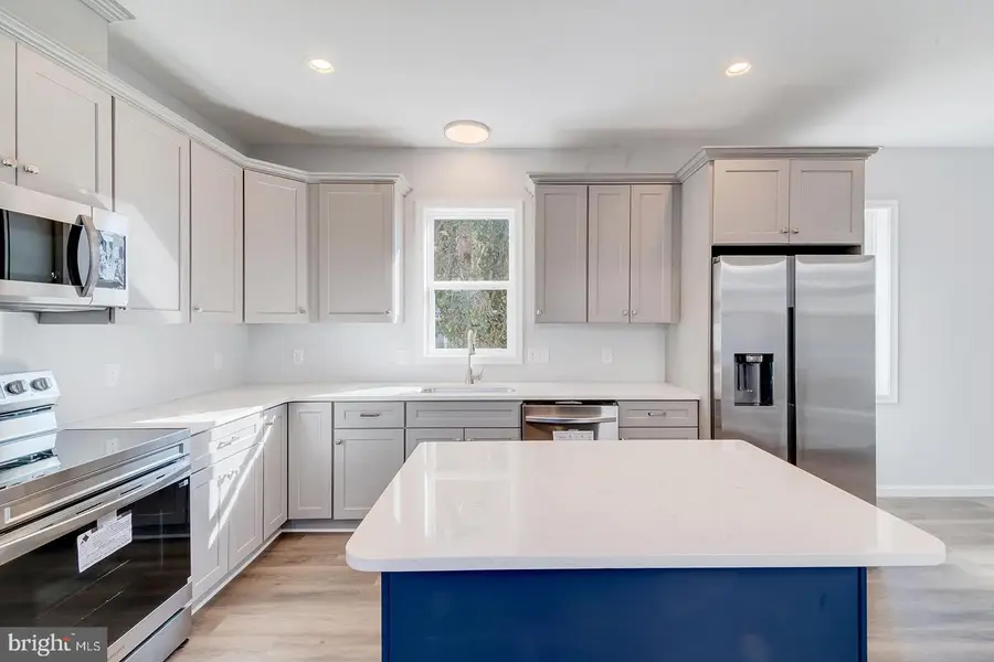 209 N New St, Dover, DE 19904 - #3