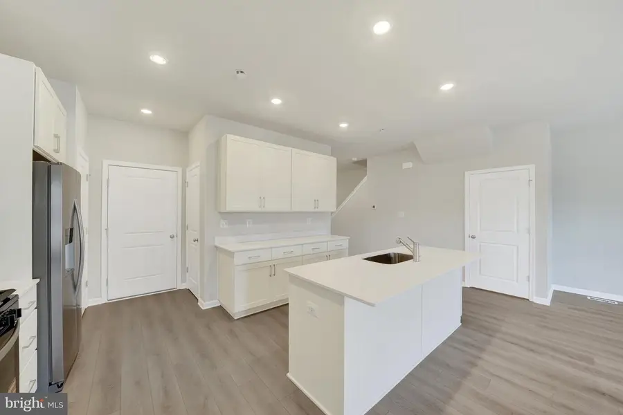 553 W North St, Smyrna, DE 19977 - #3