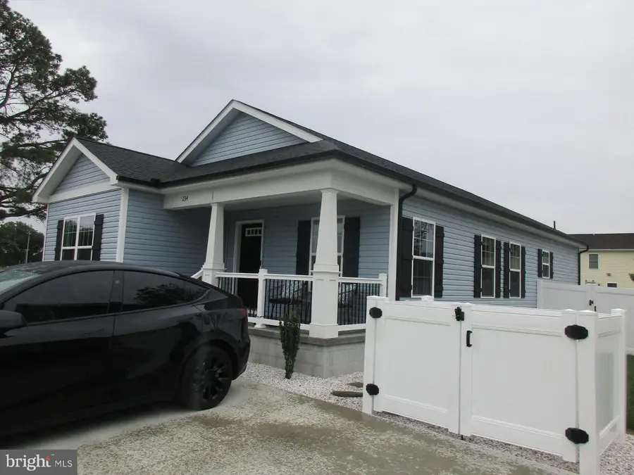 234 E North St, Felton, DE 19943 - #2
