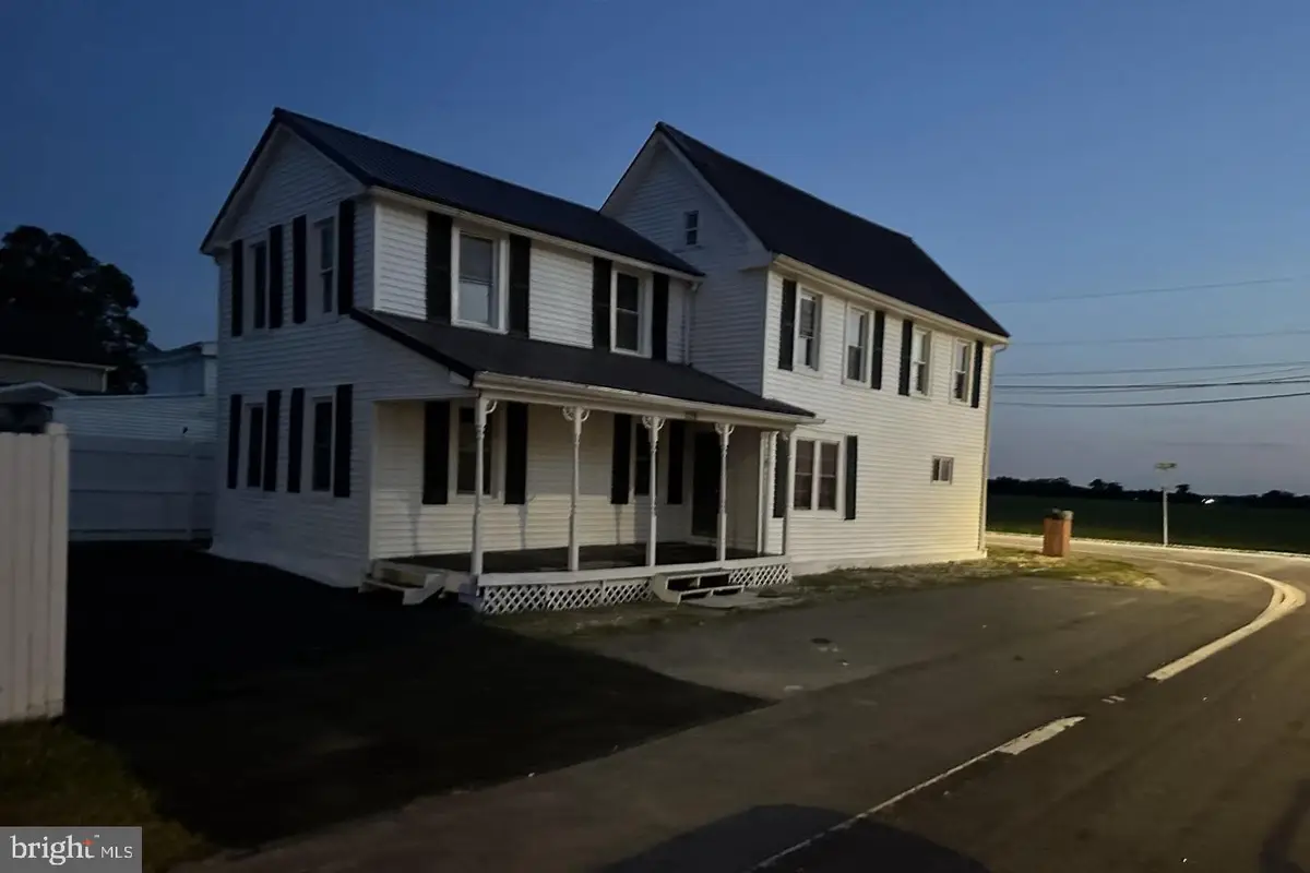 108 Bell St, Dover, DE 19901 - #1