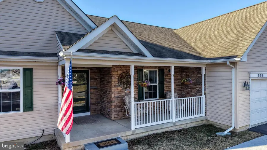 104 Hoffeckers Mill Dr, Smyrna, DE 19977 - #2