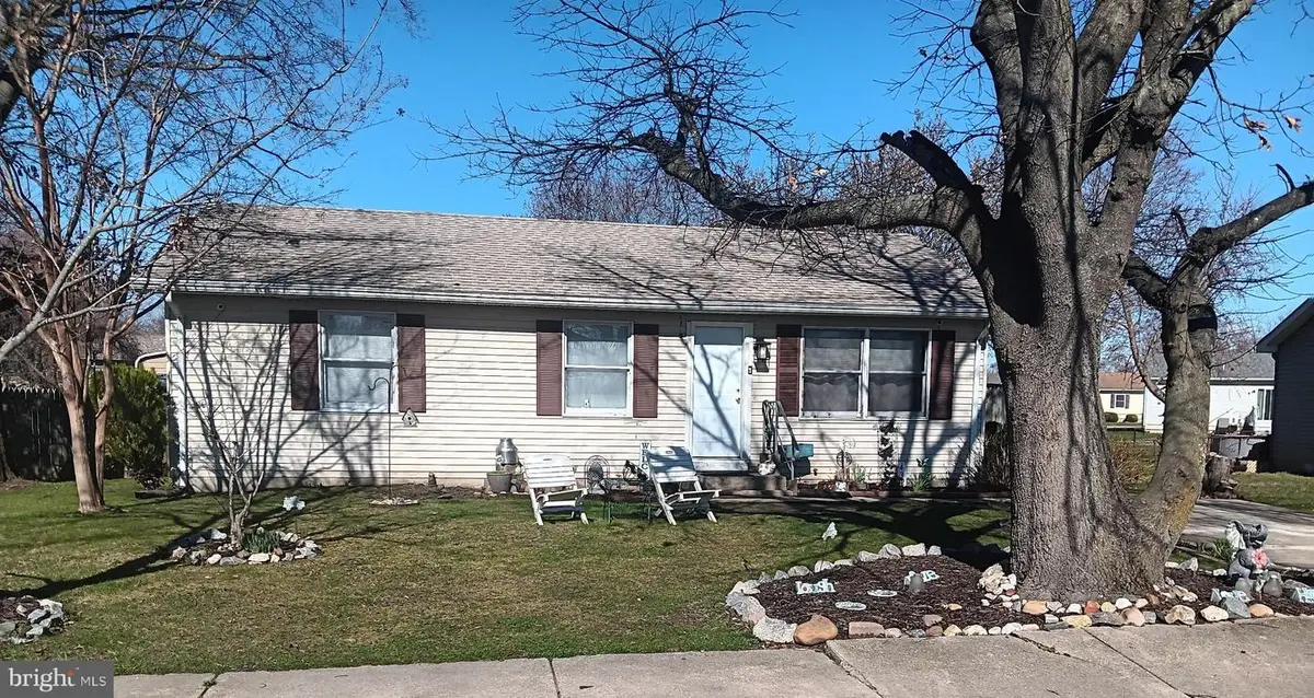 432 Laredo Dr, Smyrna, DE 19977 - #1