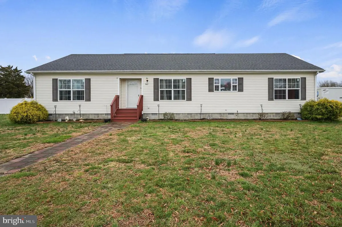 242 Shorty Ln, Smyrna, DE 19977 - #1