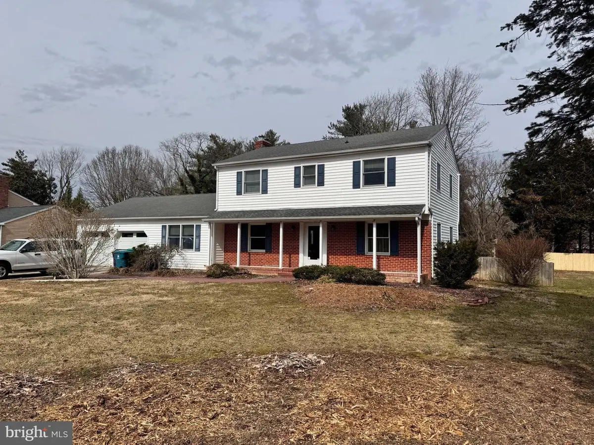 135 N Fairfield Dr, Dover, DE 19901 - #1