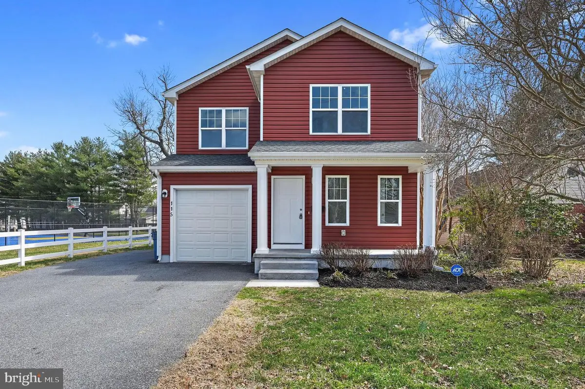 115 Pine St, Wyoming, DE 19934 - #1