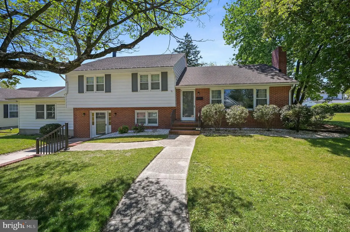 205 Simmons St, Harrington, DE 19952 - #1
