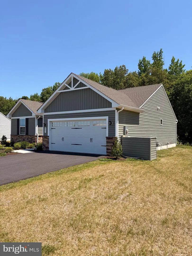 401 Alezach Dr, Dover, DE 19901 - #2
