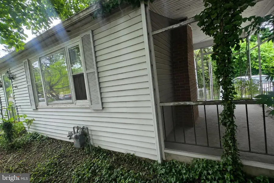 730 E Division St, Dover, DE 19901 - #3