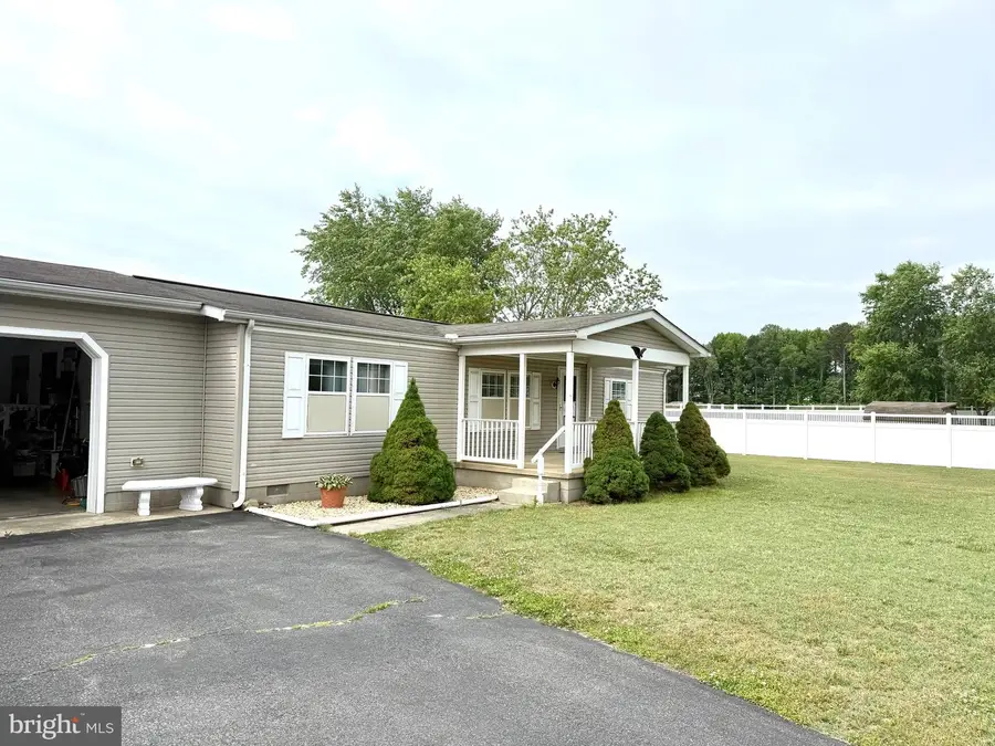 2196 Andrews Lake Rd, Felton, DE 19943 - #2