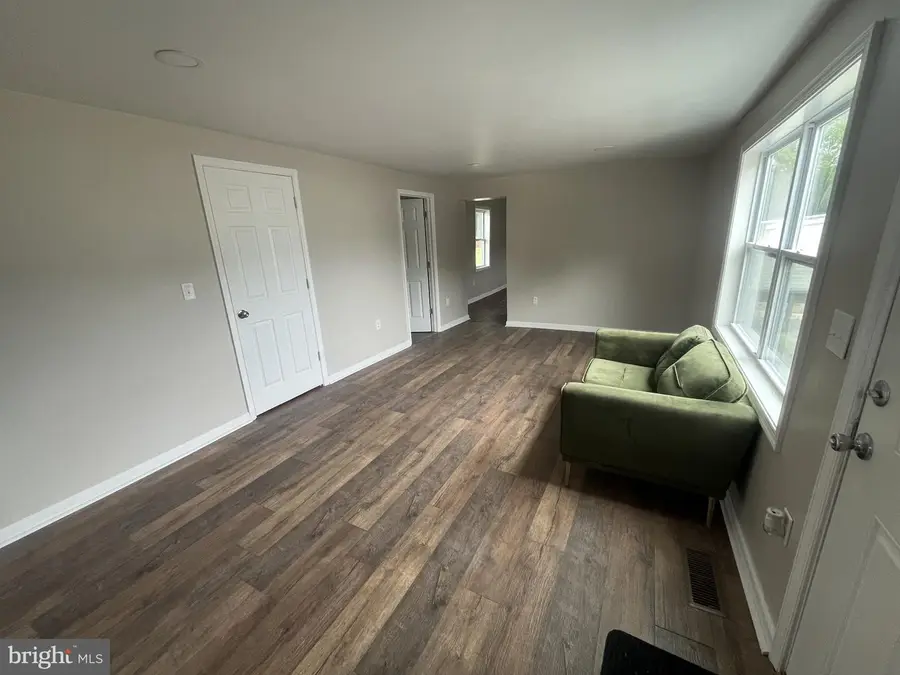 213 S West St, Harrington, DE 19952 - #2