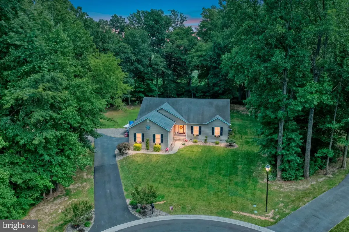 203 E Buck Point Rd, Clayton, DE 19938 - #1