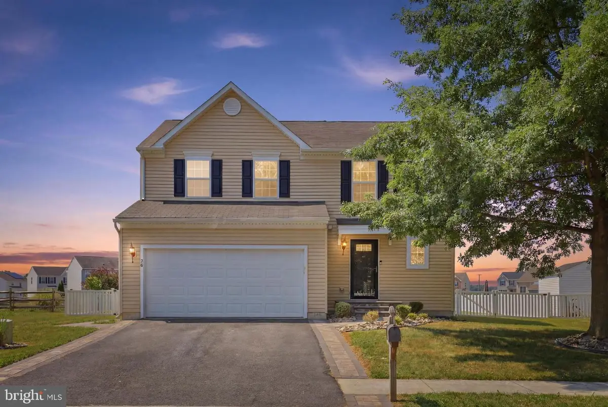 304 Christiana River Dr, Clayton, DE 19938 - #1