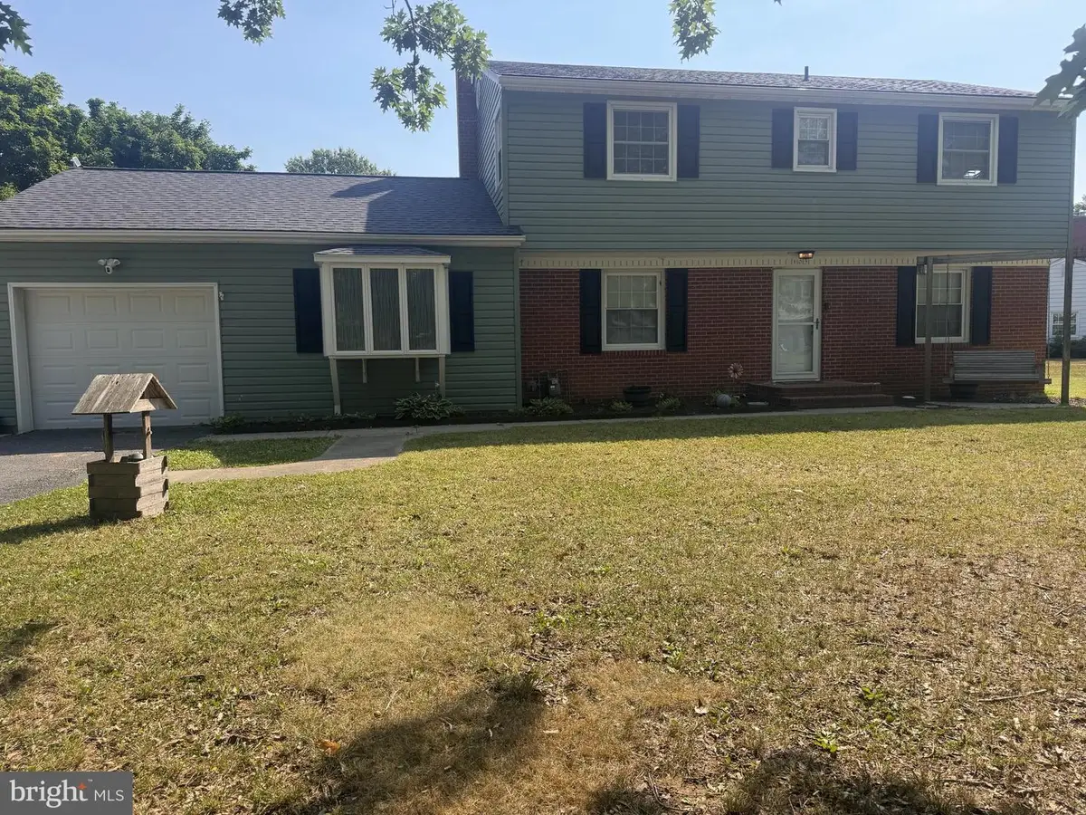 103 S Fairfield Dr, Dover, DE 19901 - #1
