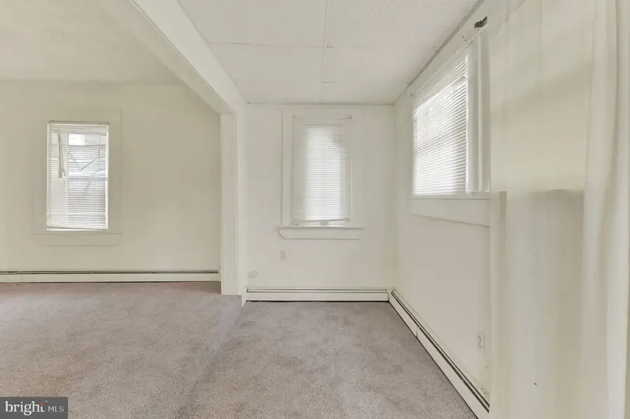 149 N Queen St, Dover, DE 19904 - #2
