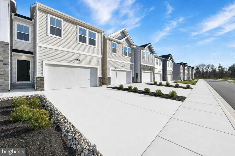 617 W North St, Smyrna, DE 19977 - #2
