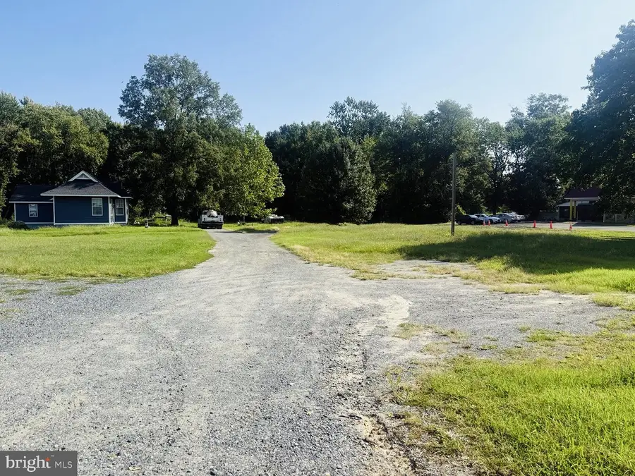 249 Main St, Hartly, DE 19953 - #3