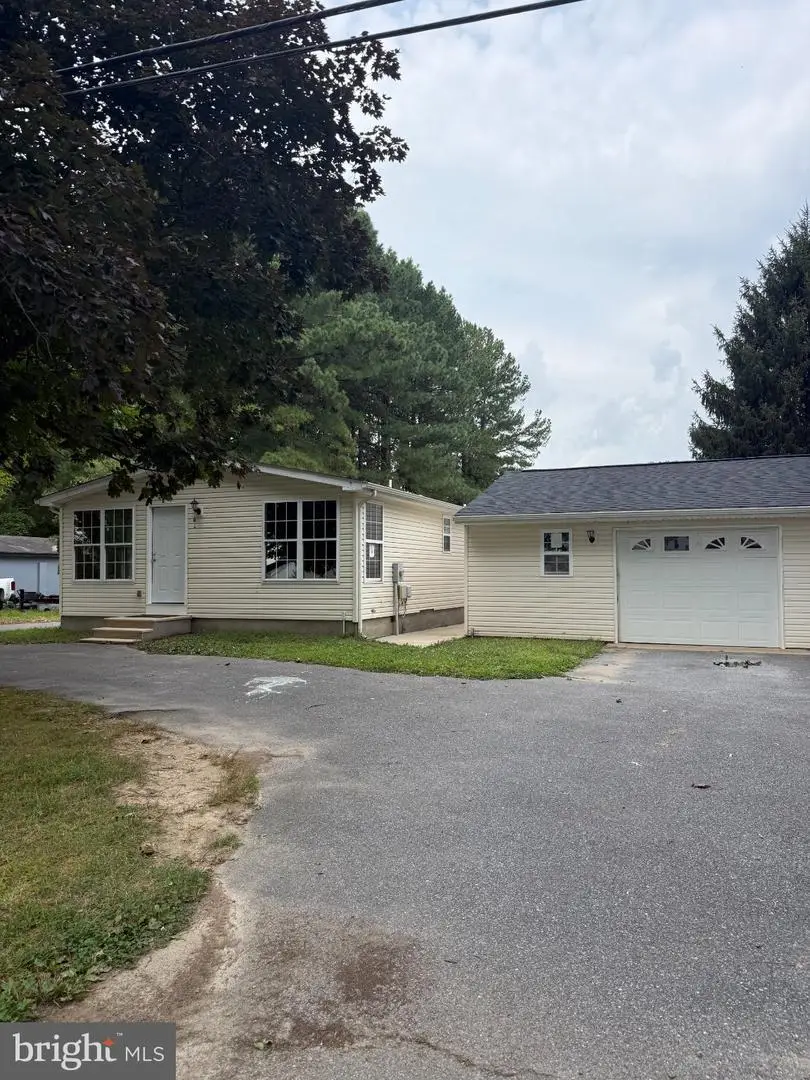 3351 W Denneys Rd, Dover, DE 19904 - #2