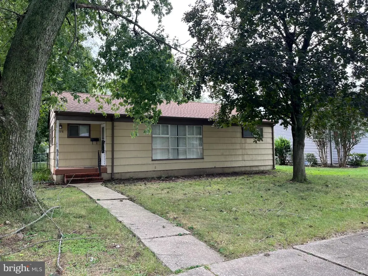 528 N West St, Dover, DE 19904 - #1