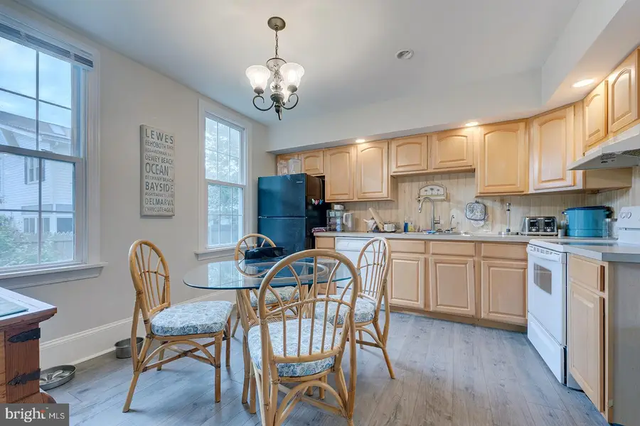 107 W High St, Felton, DE 19943 - #3