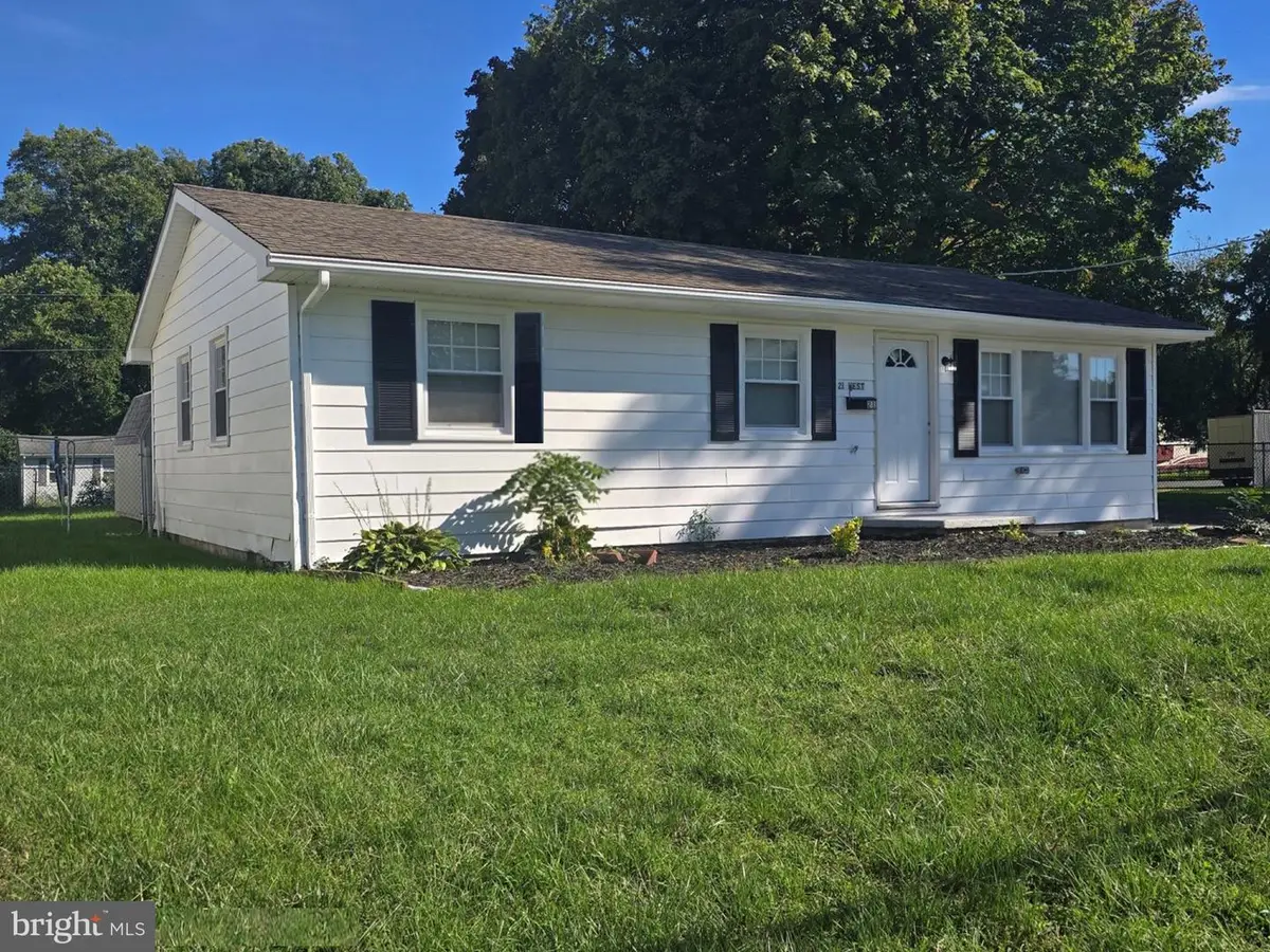21 N West St, Camden, DE 19934 - #1