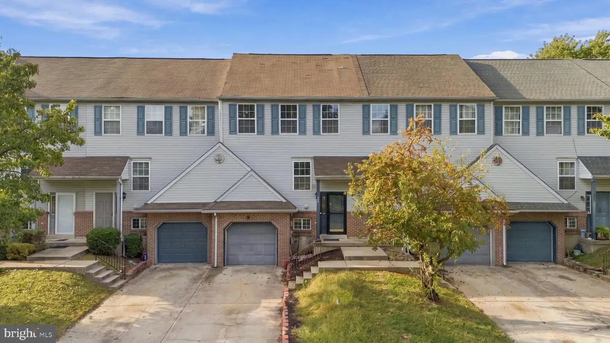325 Charring Cross Dr, Dover, DE 19904 - #1