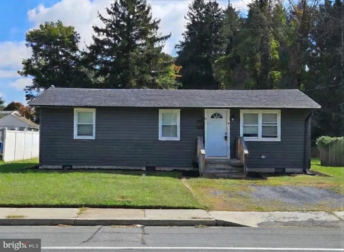 11 S Caesar Rodney Ave, Camden, DE 19934 - #1