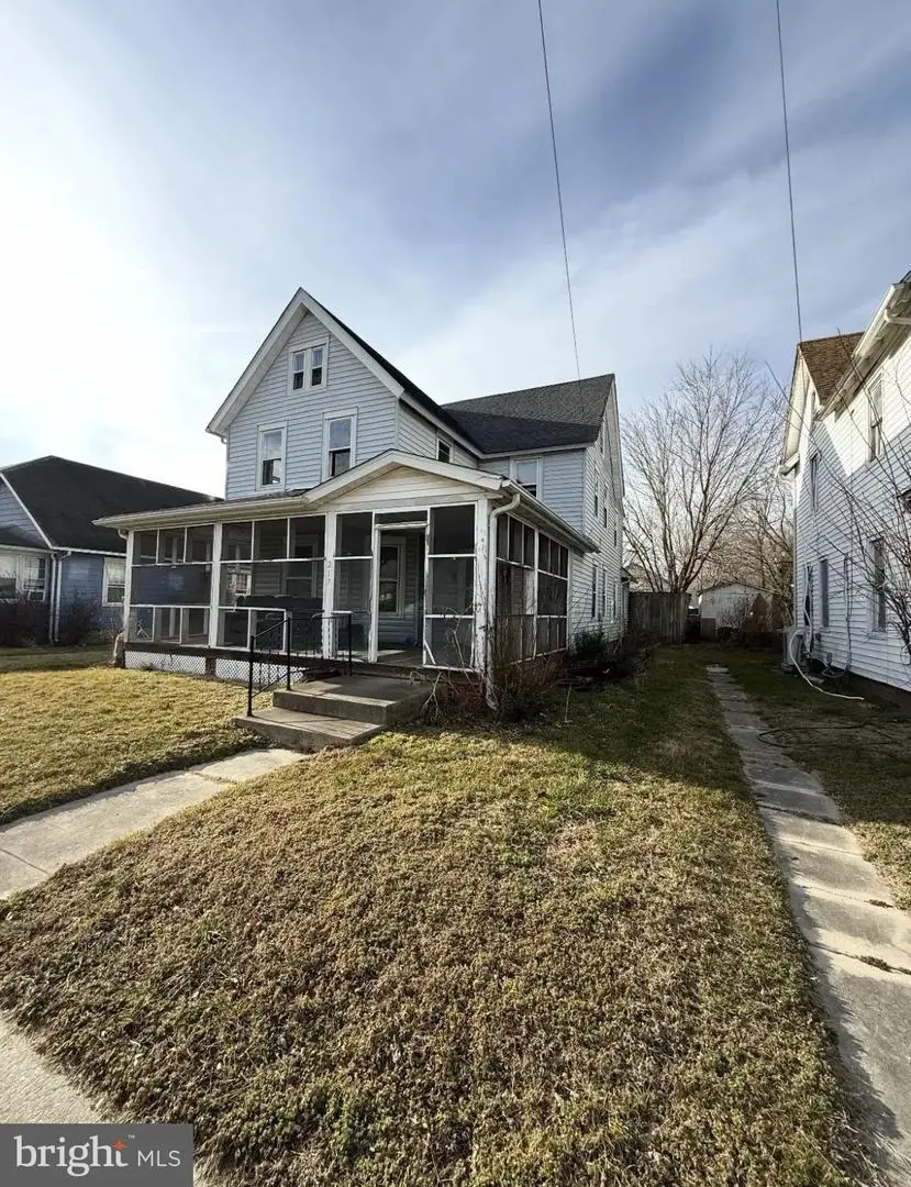 217 Commerce St, Harrington, DE 19952 - #2