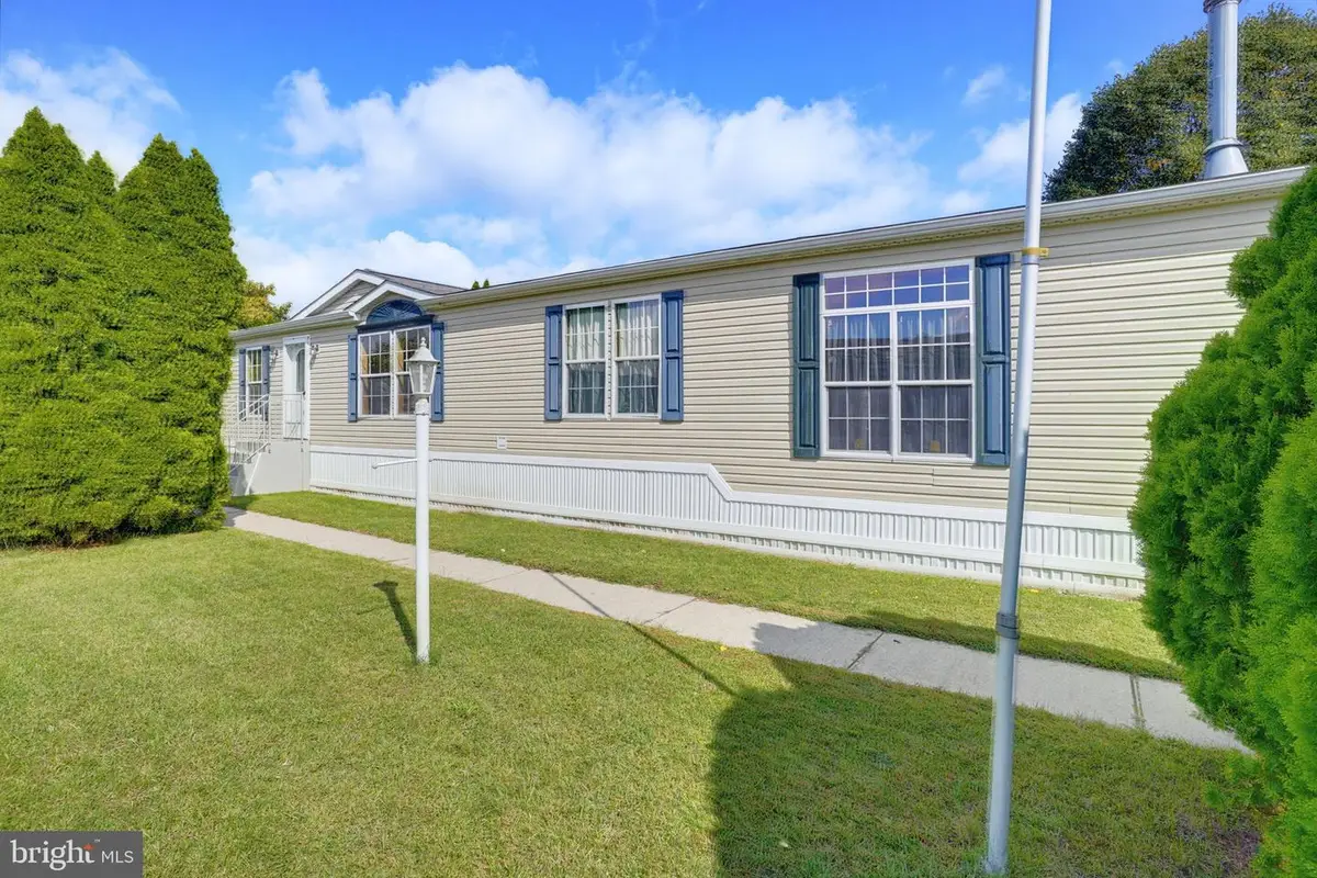 302 Fox Pointe Dr #211, Dover, DE 19904 - #1