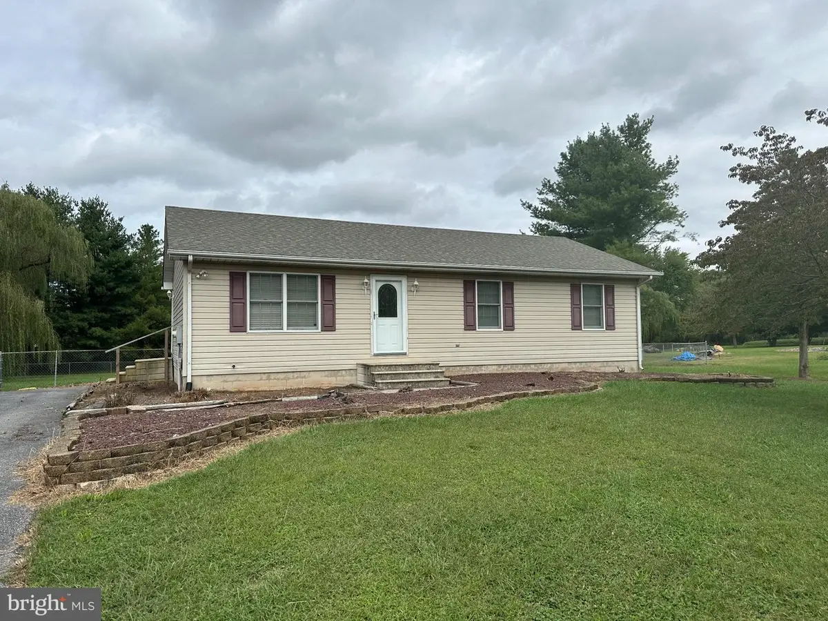 3 Brook Dr, Clayton, DE 19938 - #1