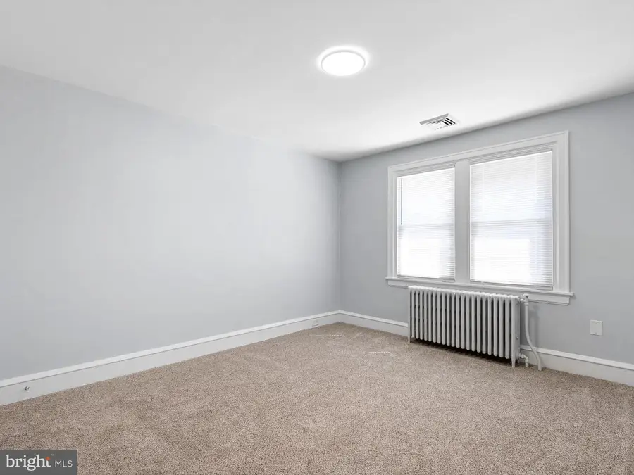 602 W 27th St, Wilmington, DE 19802 - Image #2