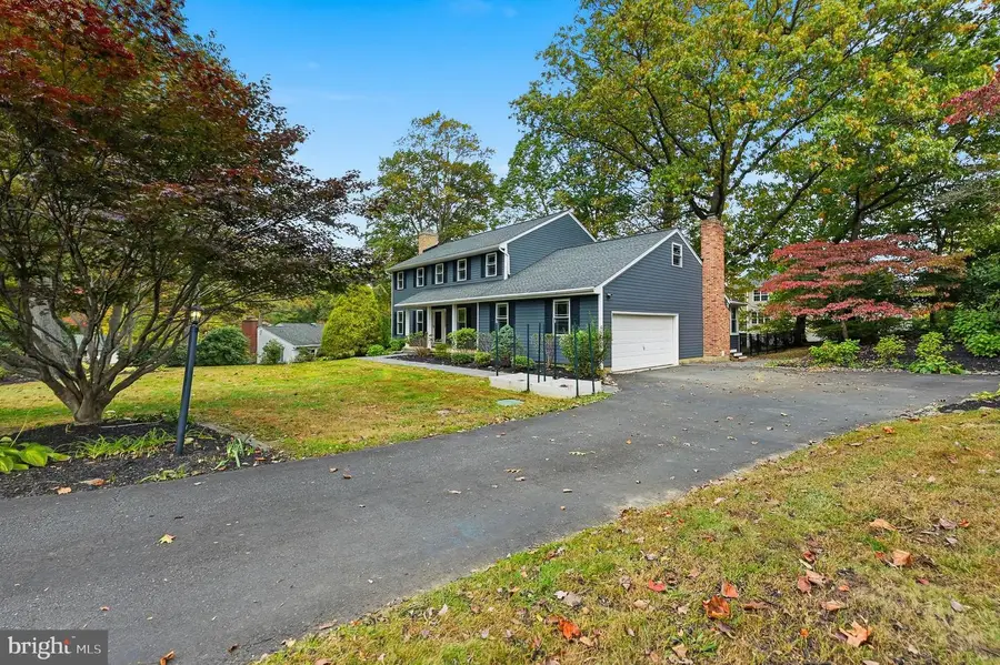 34 Cinnamon Dr, Hockessin, DE 19707 - Image #2