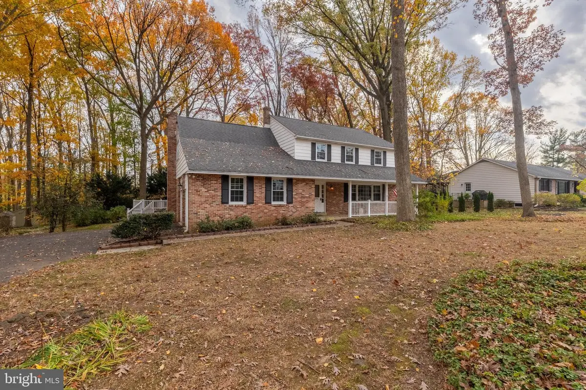 21 Winterbury Cir, Wilmington, DE 19808 - Image #1