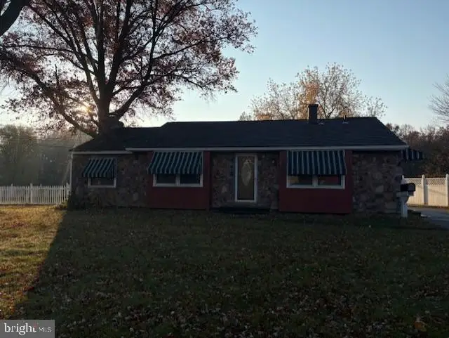 32 Constitution Blvd, New Castle, DE 19720 - Image #2