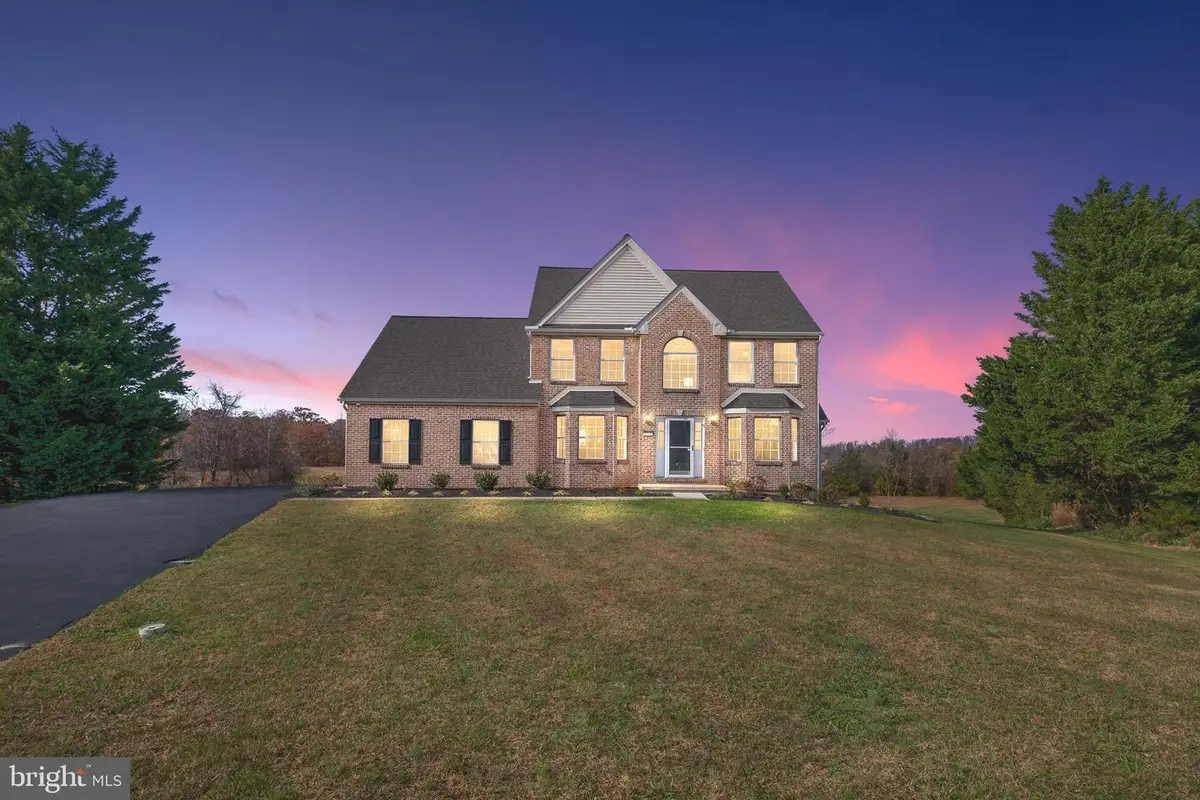 229 W Old Squaw Rd, Middletown, DE 19709 - Image #1