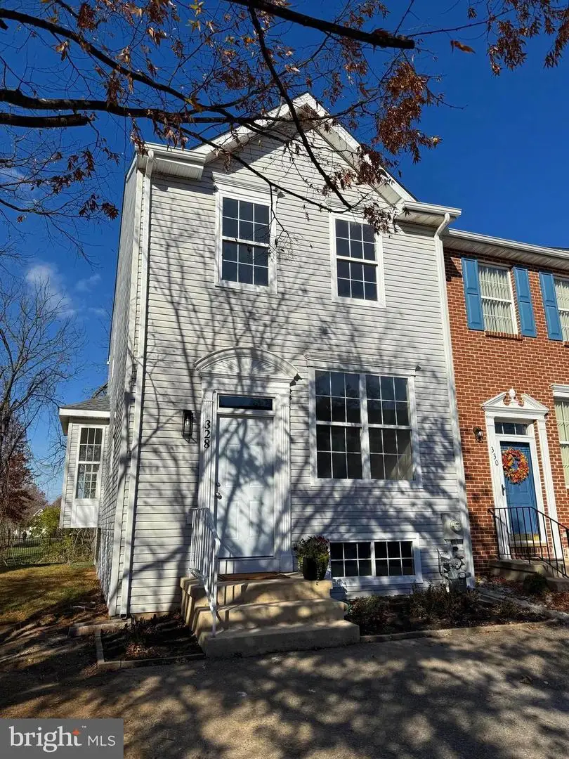 328 Victoria Blvd, Newark, DE 19702 - Image #2