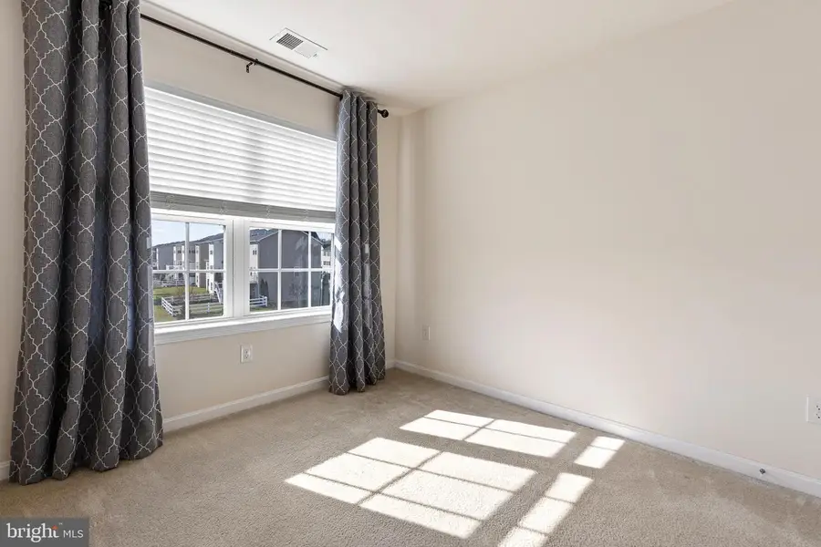 979 Lissicasey Loop, Middletown, DE 19709 - Image #2