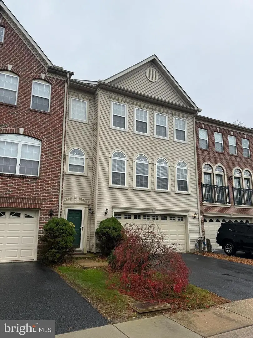 29 Sycamore Ln, Bear, DE 19701 - Image #2