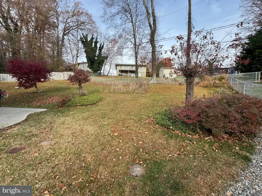 120 Hilldale Ct, Claymont, DE 19703 - Image #2