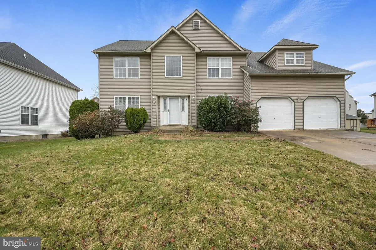 36 E Moyer Dr, Bear, DE 19701 - Image #1