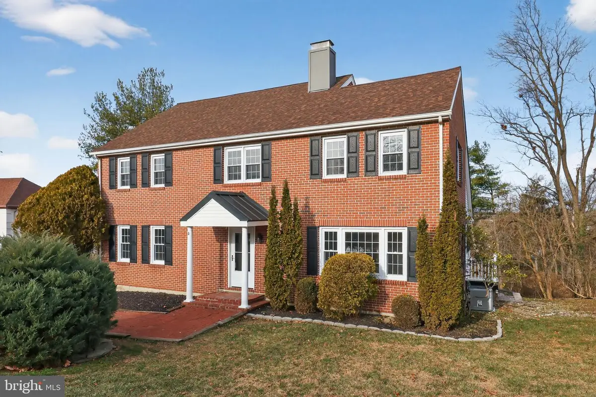 6 Kings Grant Rd, Hockessin, DE 19707 - Image #1